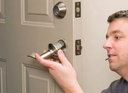 Locksmith Service Baltimore MD Baltimore, MD 410-874-1099 Locksmith Service Baltimore MD Baltimore, MD 410-874-1099 - 15-24-Hour-Locksmith